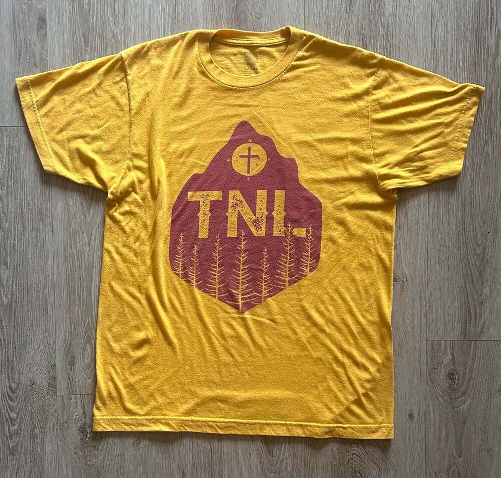 Sunday Cool TNL Hebrews 10:24-25 Short Sleeve T-Shirt